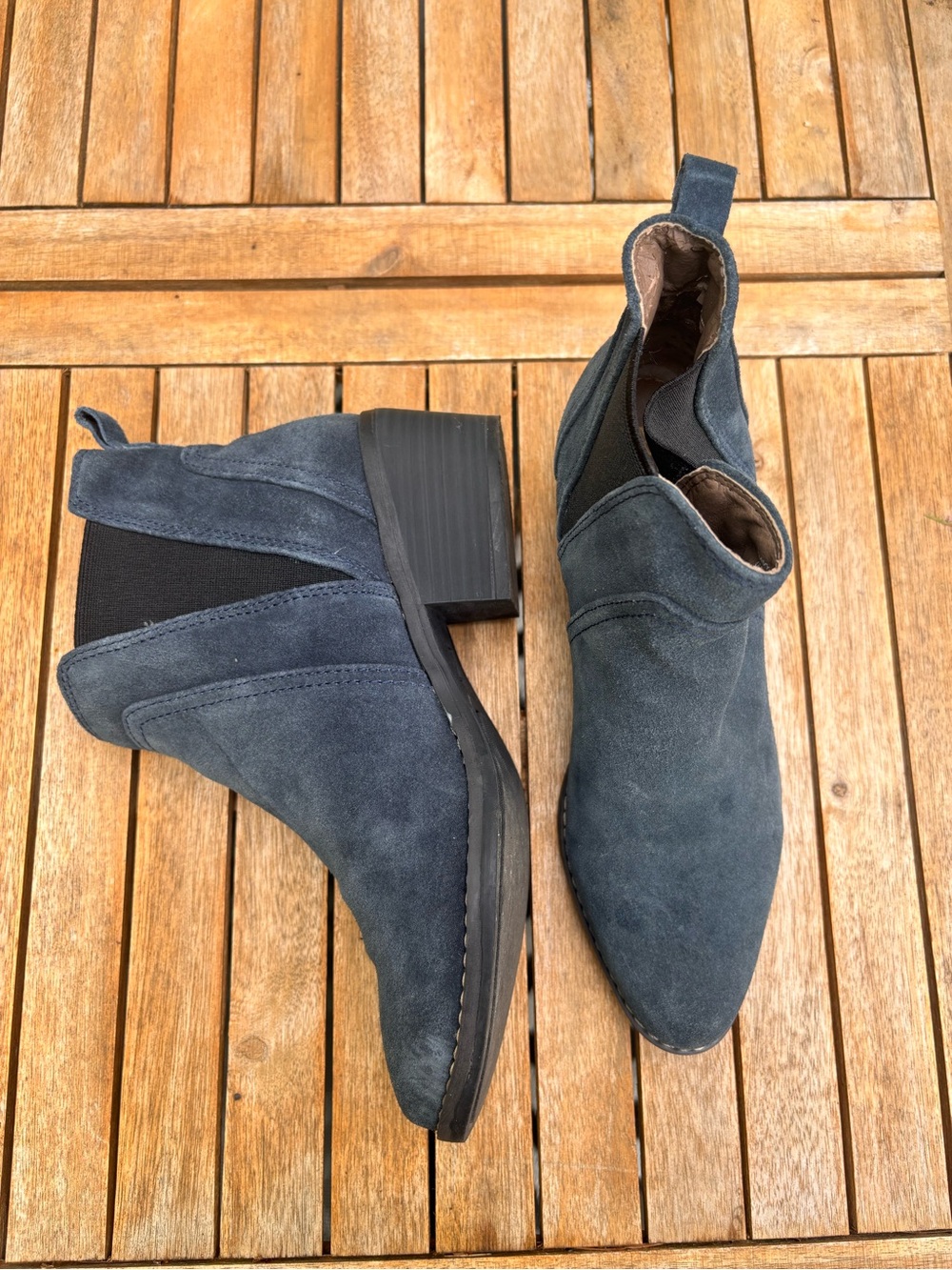 WHITE MOUNTAIN STAG | navy blue suede ankle boots | size 7.5 - Picture 3 of 5